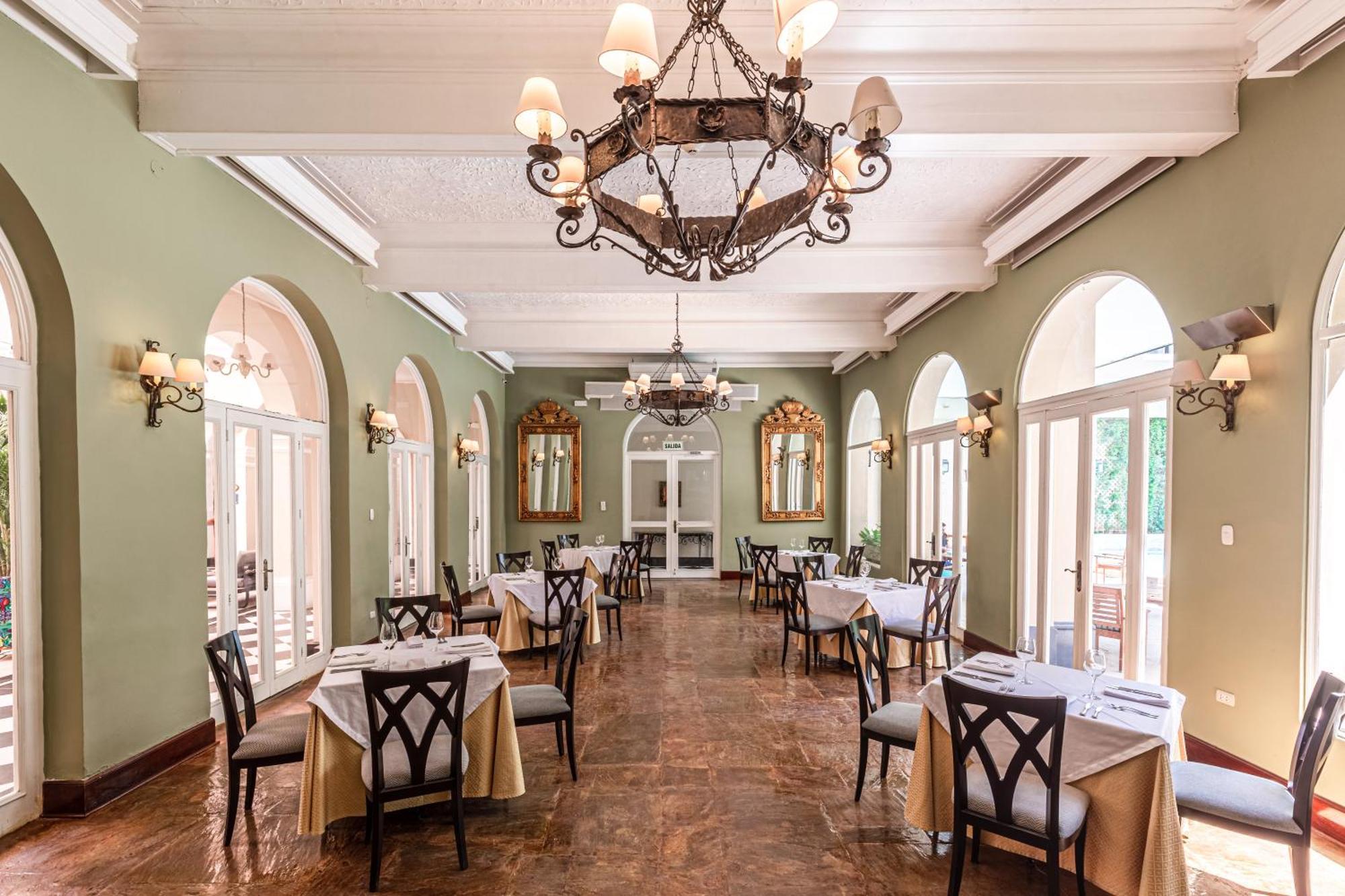 Lp Los Portales Hotel Piura Zewnętrze zdjęcie
