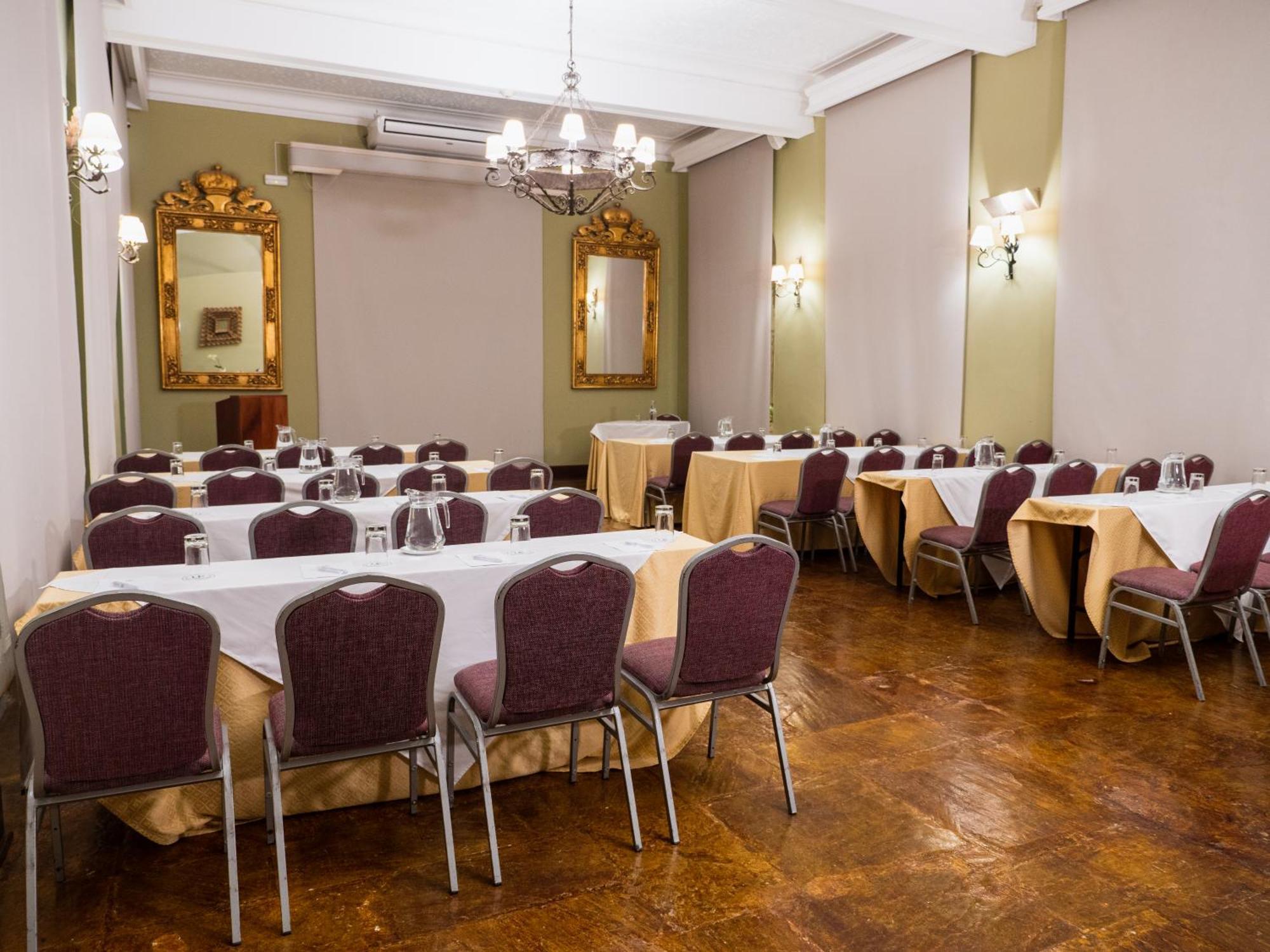 Lp Los Portales Hotel Piura Zewnętrze zdjęcie